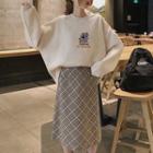 Print Sweatshirt / Plaid A-line Midi Skirt