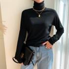 Basic Turtleneck Knit Top