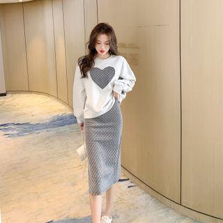 Heart Applique Sweatshirt / Patterned Midi Pencil Skirt