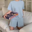 Monotone T-shirt & Shorts Set