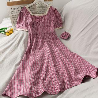 Lace-trim Ruched Checker Midi Dress