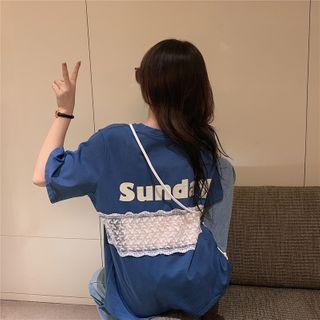 Short-sleeve Lettering Lace Panel T-shirt