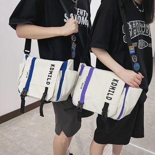 Set: Lettering Messenger Bag + Badge