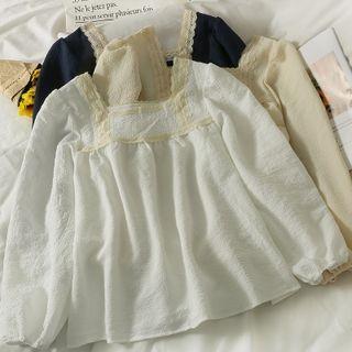 Lace-trim Square-neck Loose Blouse