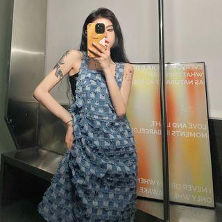 Sleeveless Square Neck Frayed Denim Jumper Dress
