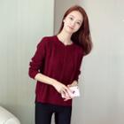 Round Neck Cable Knit Plain Sweater