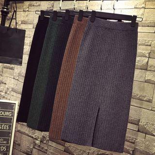Knit Long Skirt With A Slit