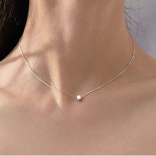 Cube Pendant Alloy Choker