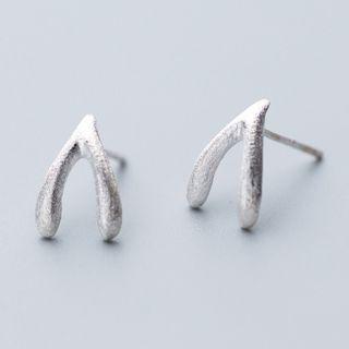 925 Sterling Silver V Shaped Earring