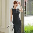 Sleeveless Slim-fit Dress