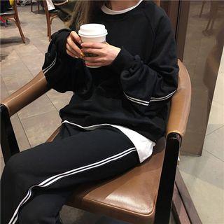 Set: Contrast Trim Pullover + Cropped Jogger Pants