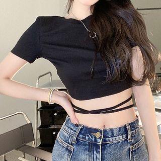 Short-sleeve Strappy Crop T-shirt / Pencil Skirt