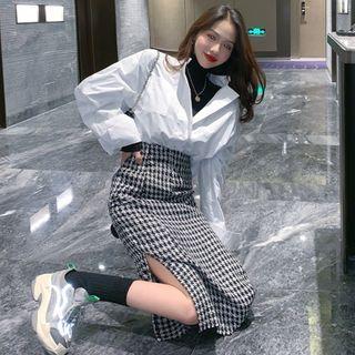 Long-sleeve Shirt / Turtleneck T-shirt / Midi A-line Houdstooth Skirt