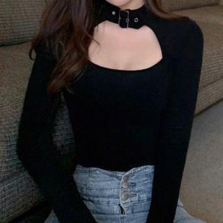 Long Sleeve Keyhole Top