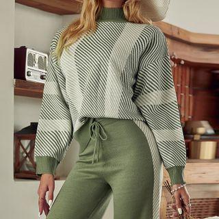 Set: Plaid Sweater + Wide Leg Pants