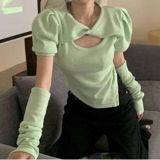 Set: Short-sleeve Cutout Crop Top + Arm Sleeves