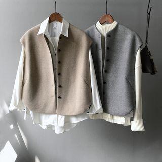 Cap-sleeve Button Knit Vest