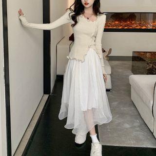 Ruffle Side-slit Sweater / Midi A-line Skirt