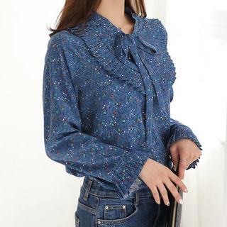 Tie-neck Floral Pleated Blouse