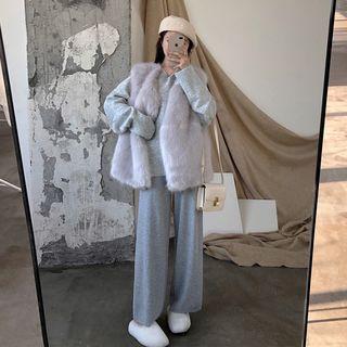 Faux-fur Vest / V-neck Sweater / Wide-leg Knit Pants