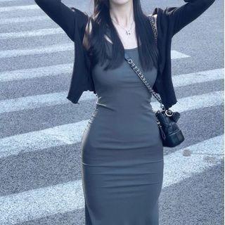 Sleeveless Bodycon Dress / Cropped Cardigan