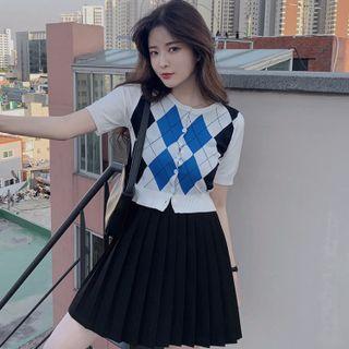 Short Sleeve Argyle Button-up Crop Top