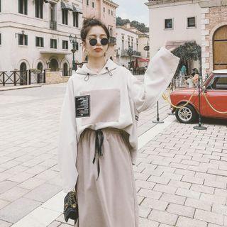 Set : Long-sleeve Sweatshirt + Skirt