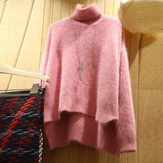 Fluffy Turtleneck Dipback Sweater