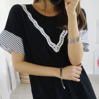 Stripe-sleeve Lace-trim Top