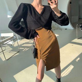 Twisted Cropped Sweater / Midi A-line Skirt
