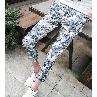 Camouflage Capri Tapered Pants