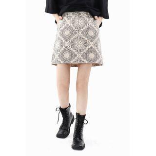 Pocket-side Paisley Miniskirt
