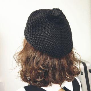 Pom Pom Knit Beret