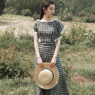 Ruffle Trim Short-sleeve Plaid Midi A-line Dress