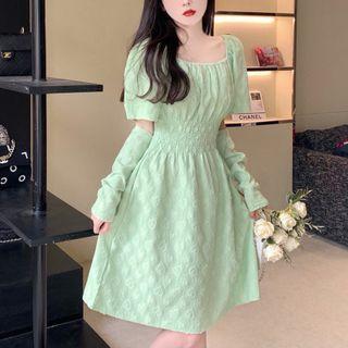 Set: Short-sleeve Smock Dress + Arm Sleeves