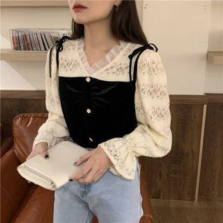 Bell-sleeve Lace Panel Velvet Blouse Black - One Size