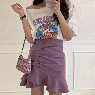 One-shoulder Cartoon Print T-shirt / Shirred A-line Skirt