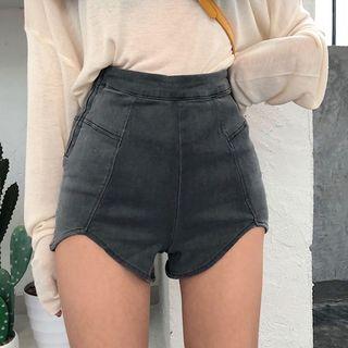 Asymmetric Hem Zipped Shorts