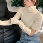 Set: Short-sleeve Turtleneck T-shirt + Arm Sleeves