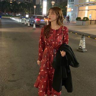 Set: Buttoned Long Jacket + Long-sleeve Dress