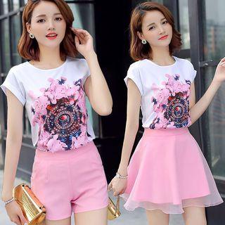Set: Printed T-shirt + Skirt / Shorts