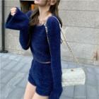Plain Cropped Sweater / Knit Shorts