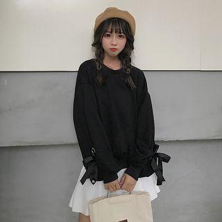 Bow Lantern Long-sleeve Sweatshirt