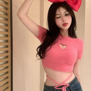 Short-sleeve Heart Cutout Knit Crop Top Pink - One Size
