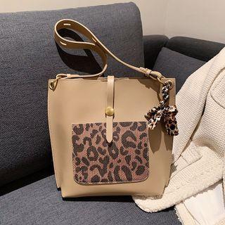 Leopard Print Panel Faux Leather Tote Bag