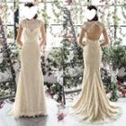 Sleeveless Open-back A-line Lace Wedding Gown