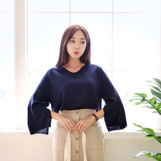 Slit-sleeve Dip-back Knit Top