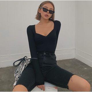 Deep V-neck Skinny T-shirt
