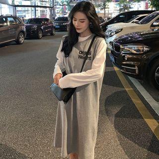 Set: Crew-neck Long-sleeve T-shirt + Lettering Sleeveless Dress