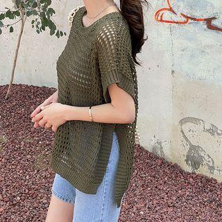 Button-detail Perforated Knit Vest